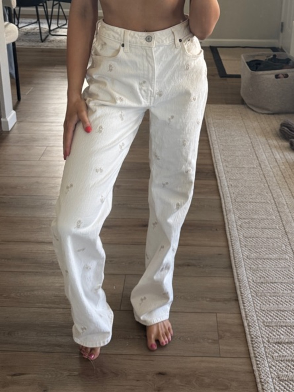 Abercrombie & Fitch White Embroidered Boyfriend Jeans